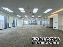 我市三大商务区的“天际线”赛跑